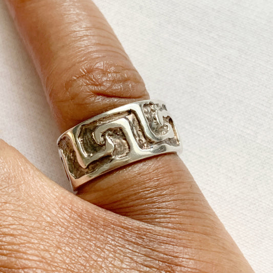 70s Vintage Sterling Silver Ring with Chunky Spiral Design (1976)