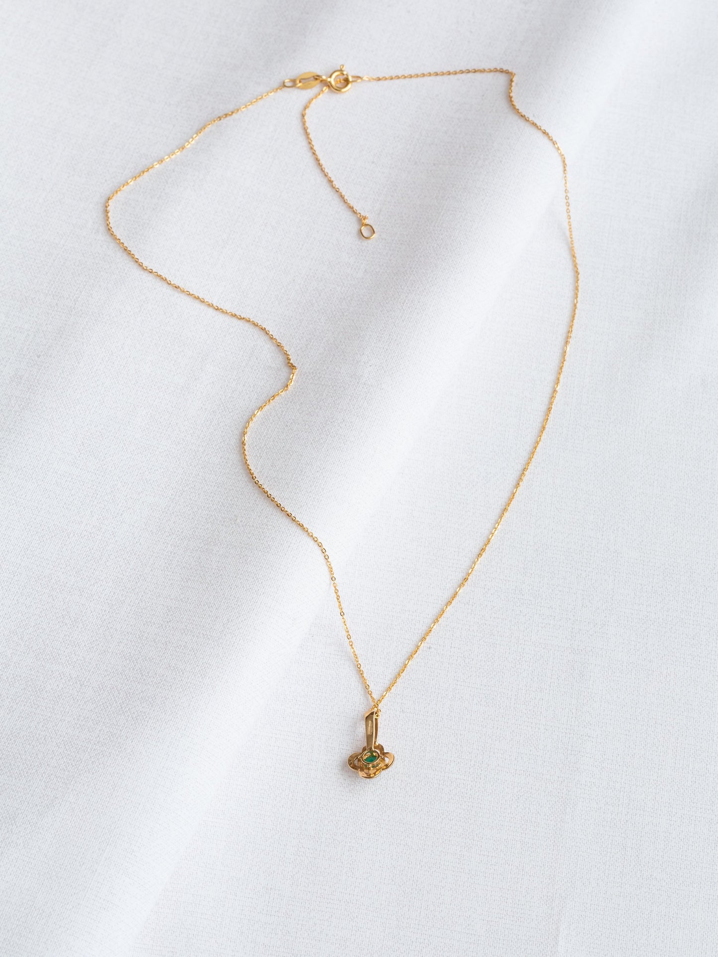 Vintage 9ct Gold Dainty Emerald Green Gemstone Necklace