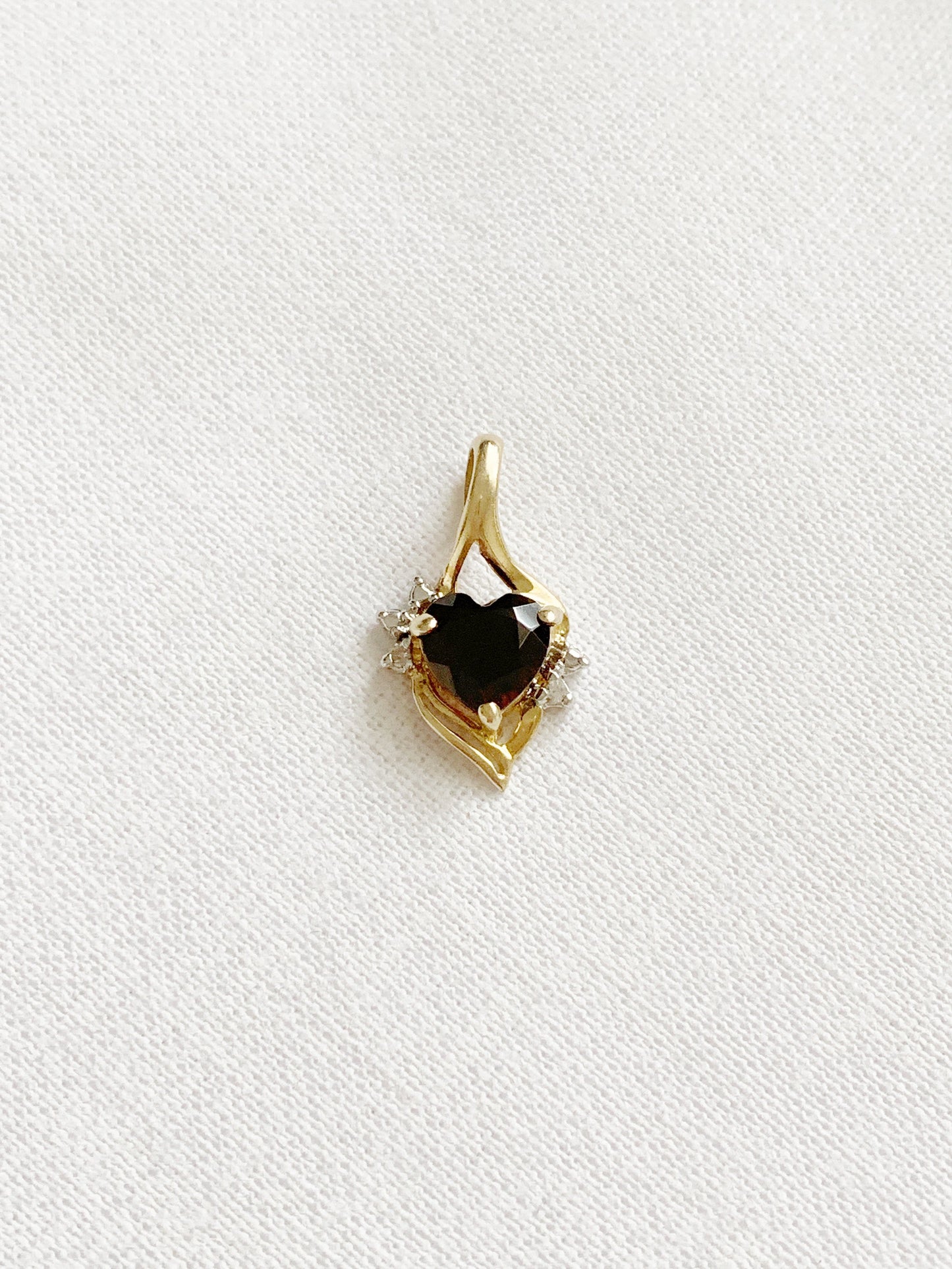 Vintage 9ct Gold Garnet and Diamond Pendant