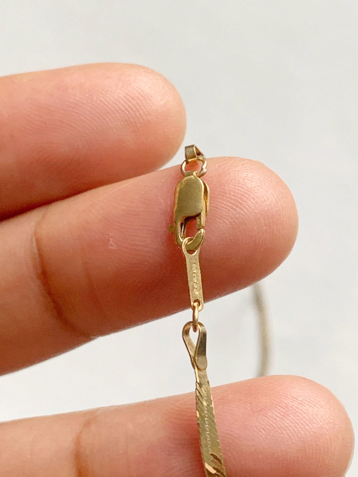 Vintage 9ct Gold Chevron Herringbone Necklace