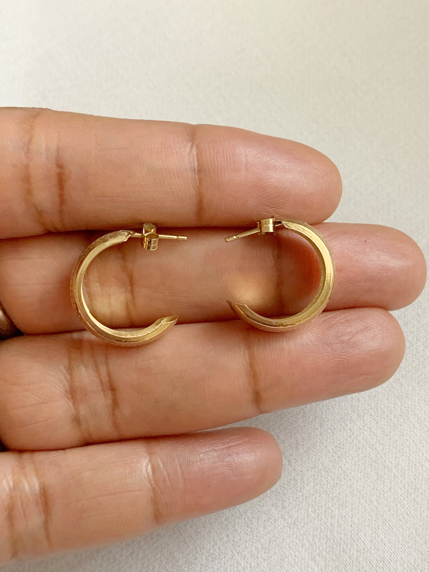 Vintage 9ct Gold Huggie Hoop Earrings
