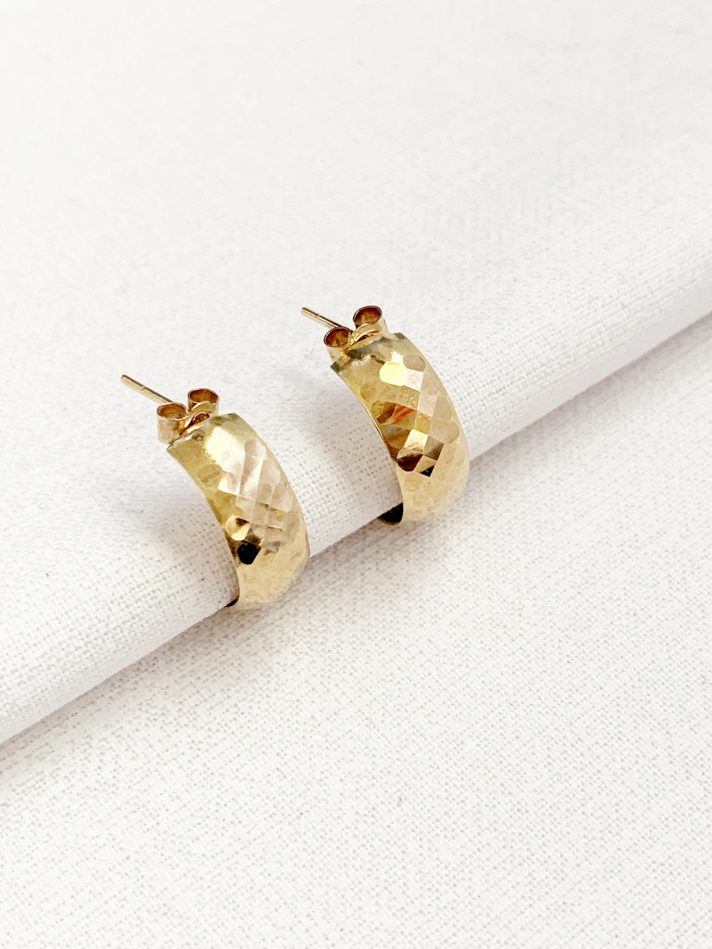 Vintage 9ct Gold Faceted Huggie Hoop Earrings