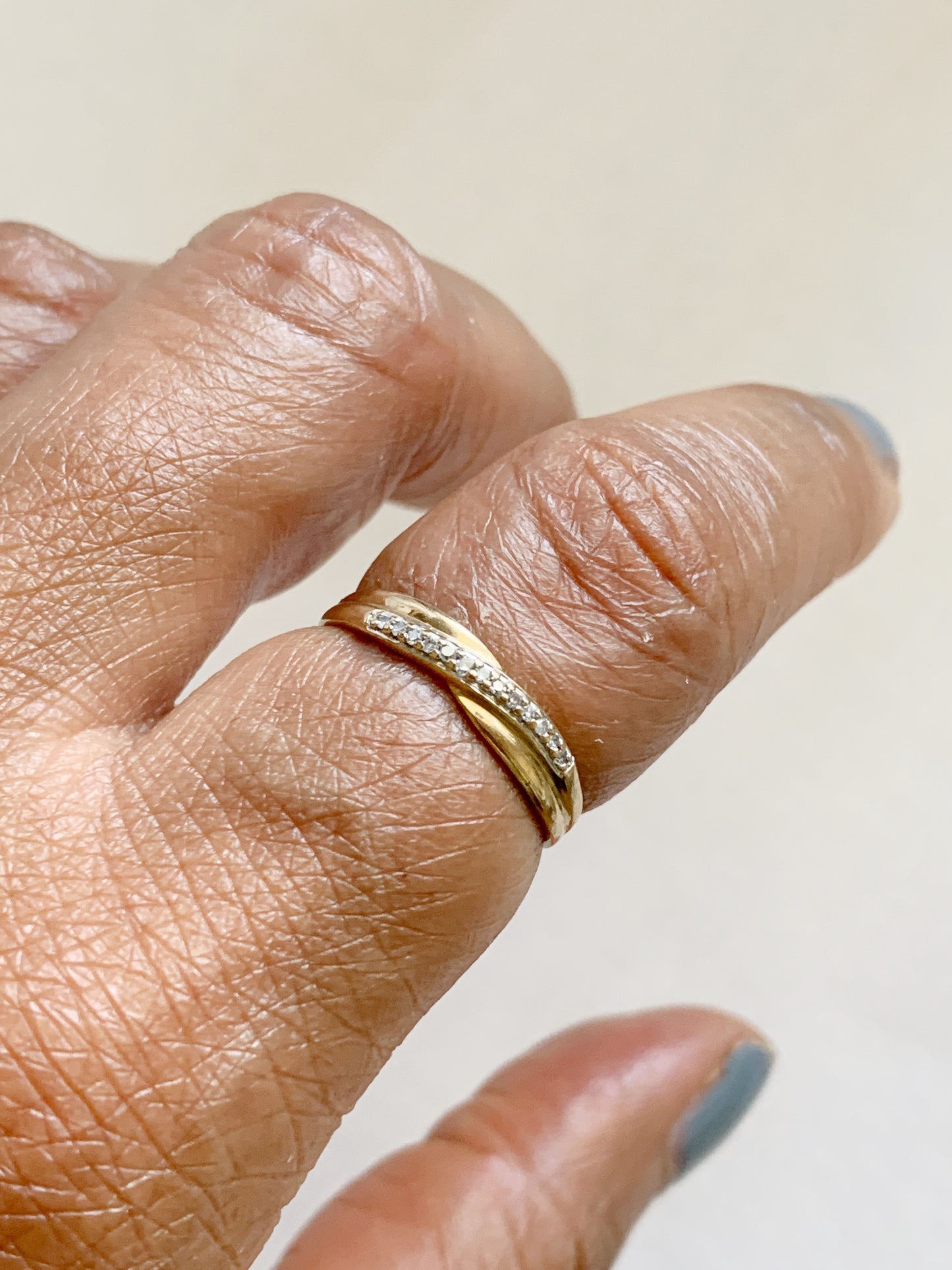 Vintage 9ct Gold Diamond Crossover Ring
