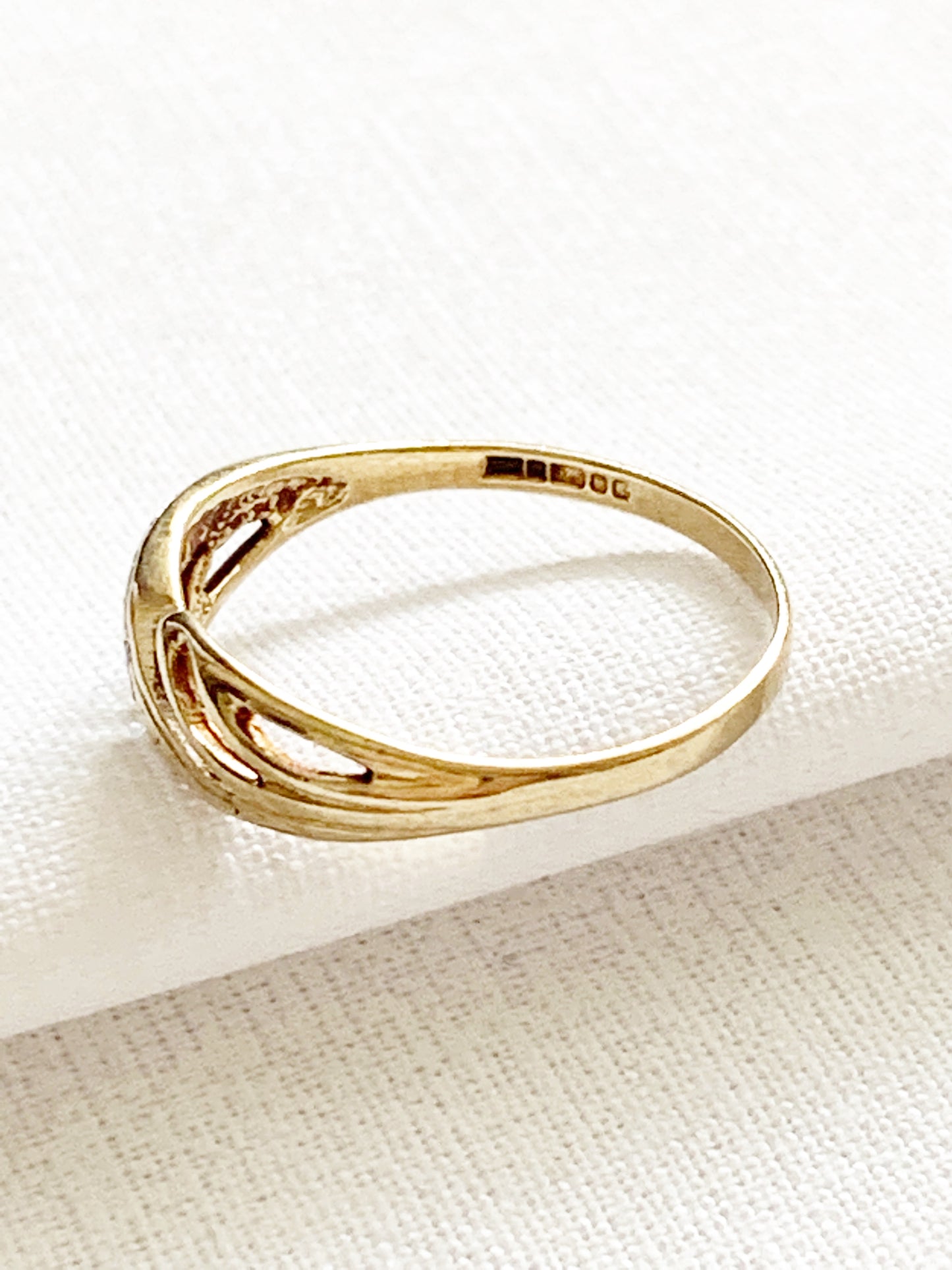 Vintage 9ct Gold Diamond Dress Ring 1991