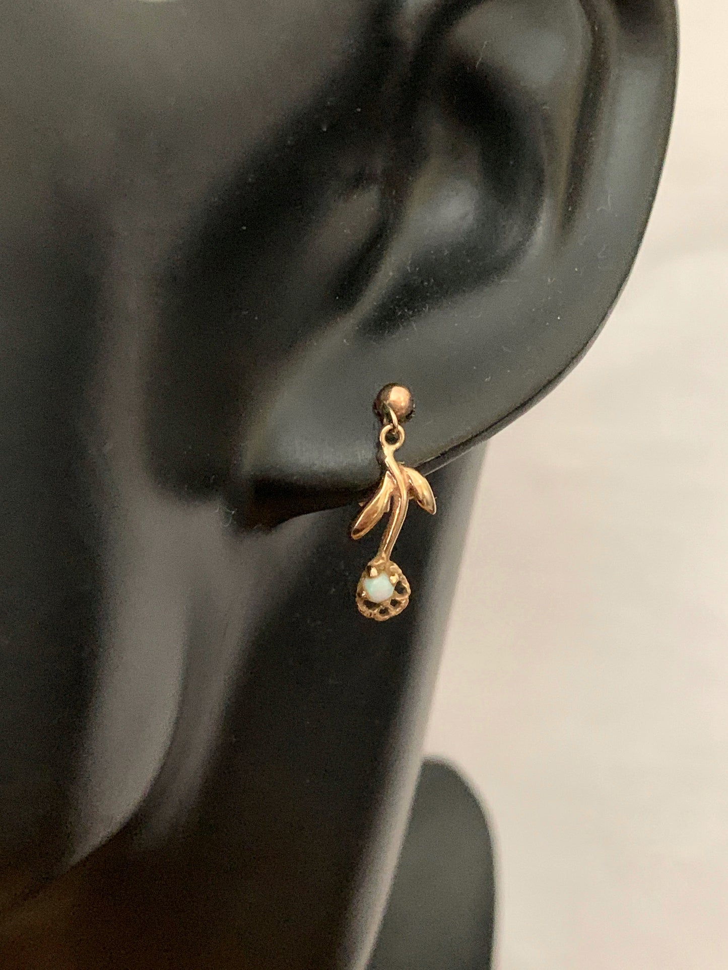 Vintage 9ct Gold Opal Flower Earrings