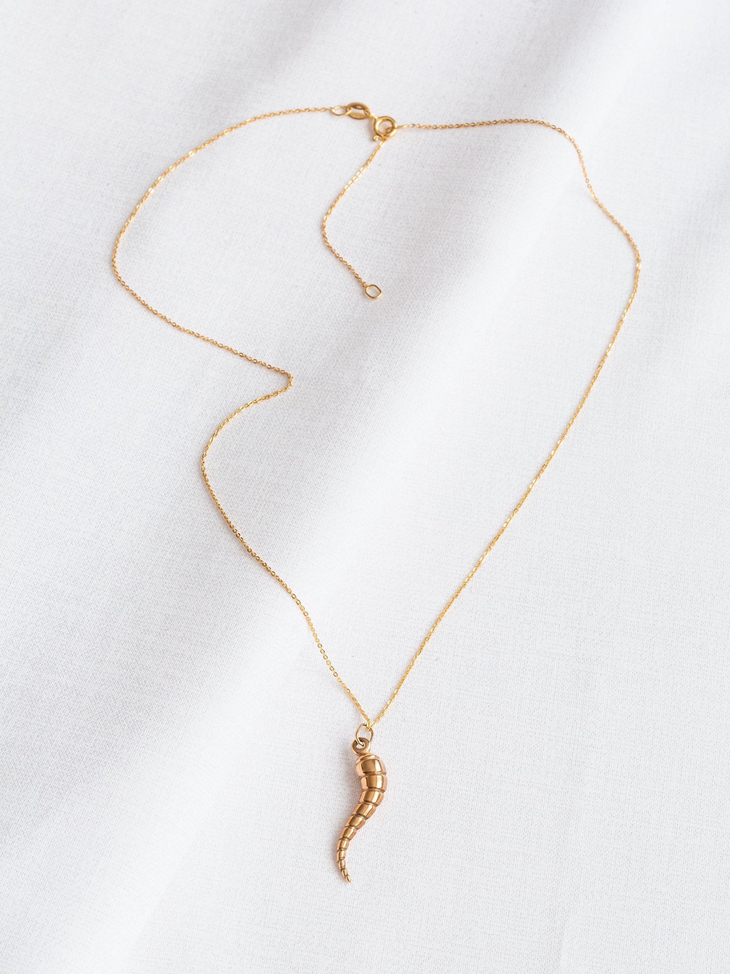 Vintage 9ct Gold Horn of Plenty Necklace